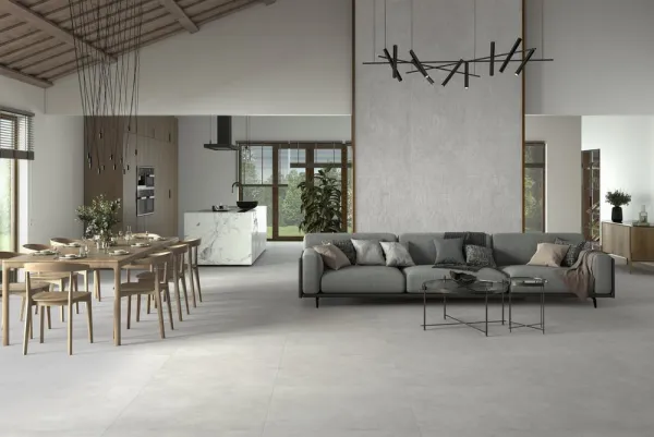 Espacio de la casa con azulejos efecto cemento en tonos neutros, colección Stucco de TAU ceràmica