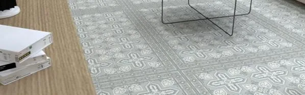 Espacio de la casa con azulejos efecto hidráulico, colección Bel histoire de Revoir Paris
