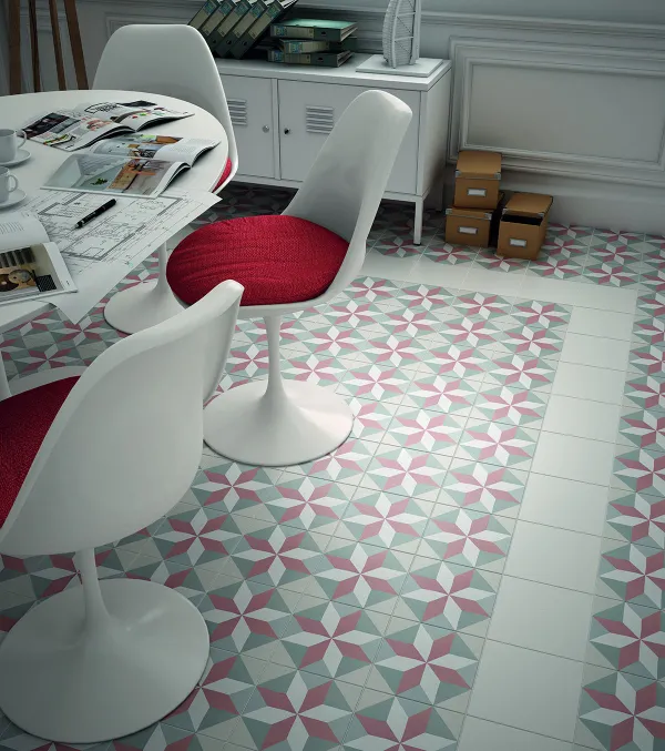 Espacio de la casa con azulejos efecto hidráulico en tonos fríos, colección Caprice de Equipe