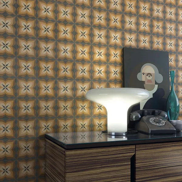 Espacio de la casa con azulejos efecto hidráulico en tonos cálidos, colección Pop tiles de Vives