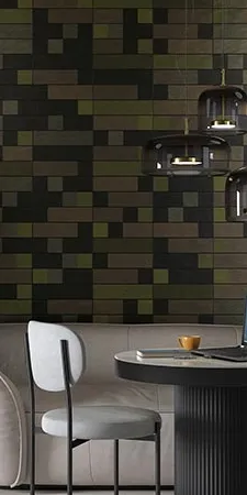 Espacio de la casa con azulejos efecto hidráulico en tonos neutros, colección Salou de Mayolica