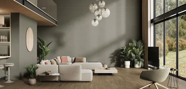 Espacio de la casa con azulejos efecto madera en tonos cálidos, colección Calcare de TAU ceràmica