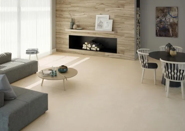 Espacio de la casa con azulejos efecto madera en tonos cálidos, colección Milena de Argenta