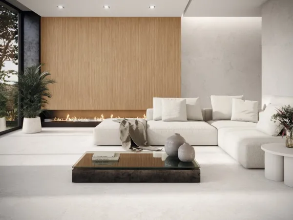 Espacio de la casa con azulejos efecto madera en tonos cálidos, colección Novawood de Colorker