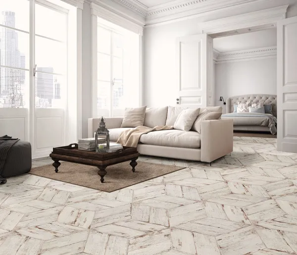 Espacio de la casa con azulejos efecto madera, colección Retro de Natucer
