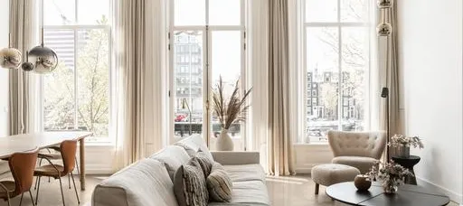 Espacio de la casa con azulejos efecto mármol en tonos cálidos, colección Allmarble de Marazzi