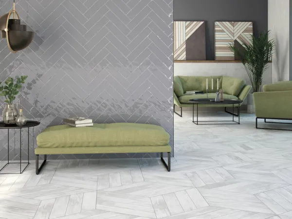 Espacio de la casa con azulejos efecto monocolor en tonos neutros, colección Colonial de Cifre