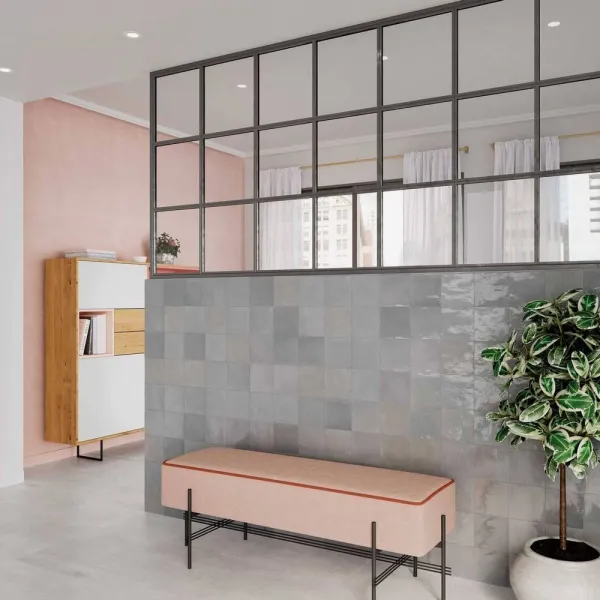 Espacio de la casa con azulejos efecto monocolor, colección Flash de DNA Tiles