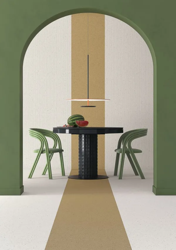 Espacio de la casa con azulejos efecto monocolor en tonos cálidos, colección Micra de Vives