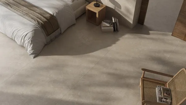 Espacio de la casa con azulejos efecto monocolor en tonos cálidos, colección Origin de Fanal