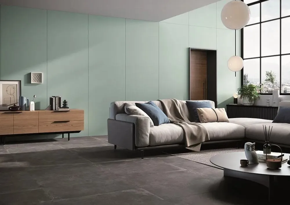 Espacio de la casa con azulejos efecto monocolor en tonos neutros, colección Pastelli de Alfa Lux