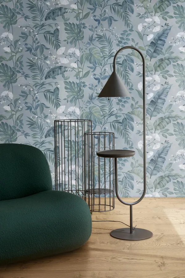 Espacio de la casa con azulejos efecto monocolor en tonos fríos, colección White deco de Marazzi