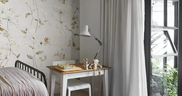Espacio de la casa con azulejos efecto monocolor en tonos neutros, colección White deco de Marazzi