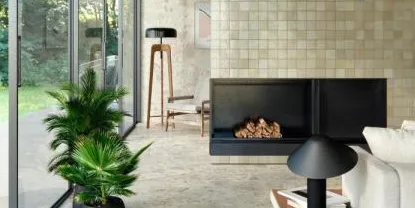 Espacio de la casa con azulejos efecto piedra, colección Carácter de Marazzi
