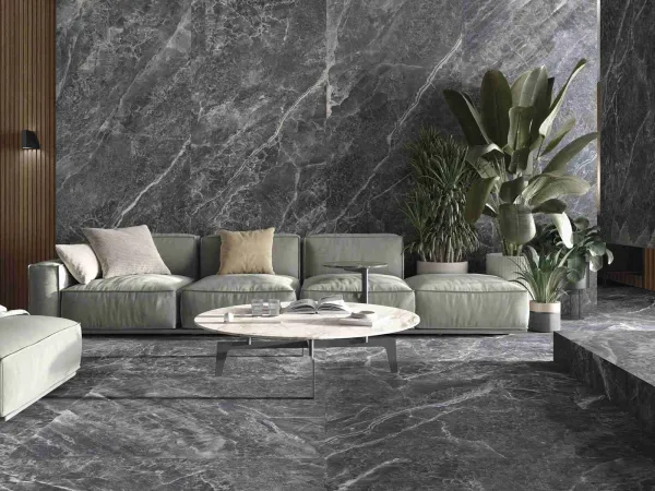 Espacio de la casa con azulejos efecto piedra en tonos neutros, colección Electra de Baldocer