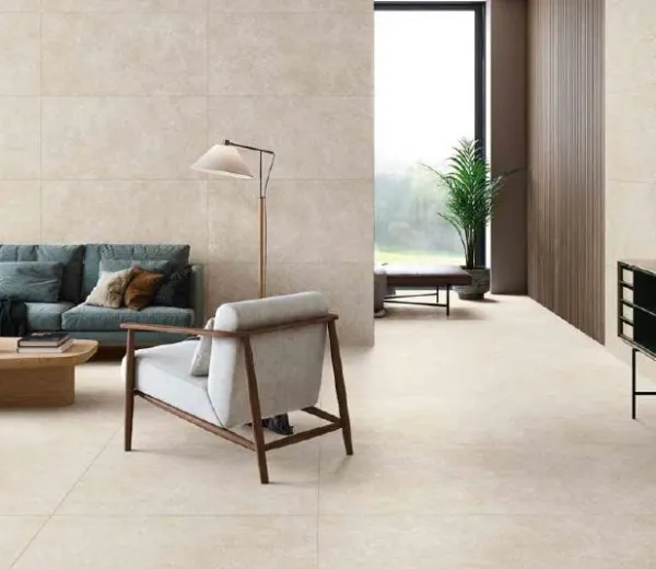 Espacio de la casa con azulejos efecto piedra en tonos cálidos, colección Lomma de Alaplana