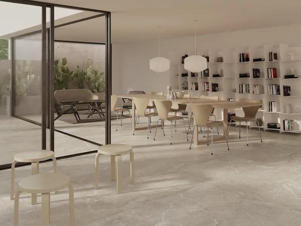 Espacio de la casa con azulejos efecto piedra en tonos cálidos, colección Lucca de Peronda