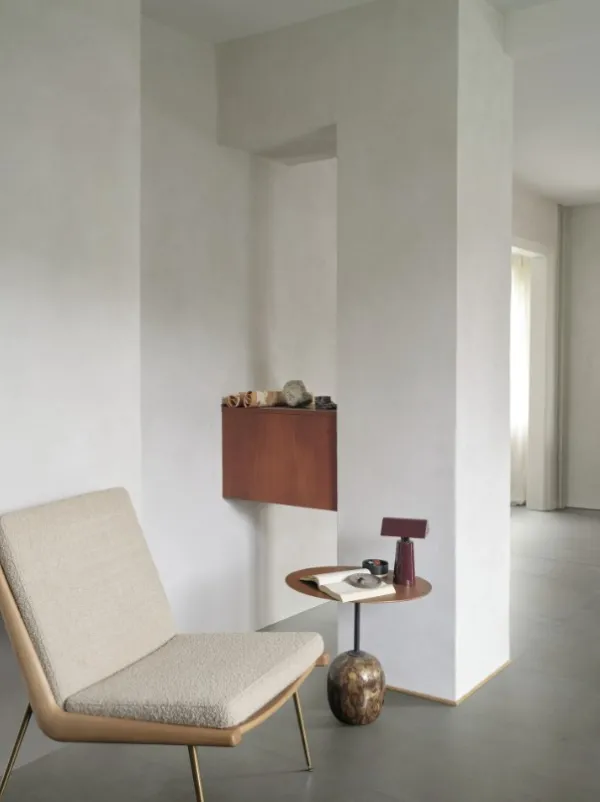 Espacio de la casa con azulejos efecto piedra, colección Slow cold de Marazzi