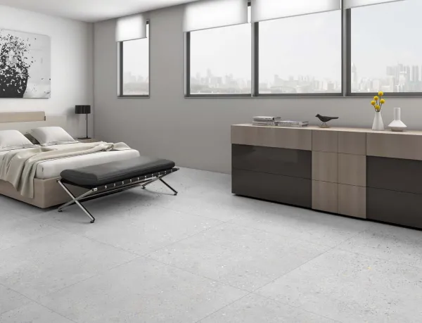 Espacio de la casa con azulejos efecto piedra en tonos neutros, colección Takara de Colorker