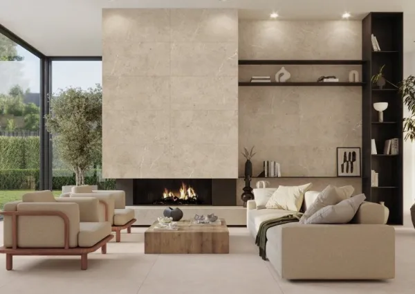 Espacio de la casa con azulejos efecto piedra en tonos cálidos, colección Unika de Navarti