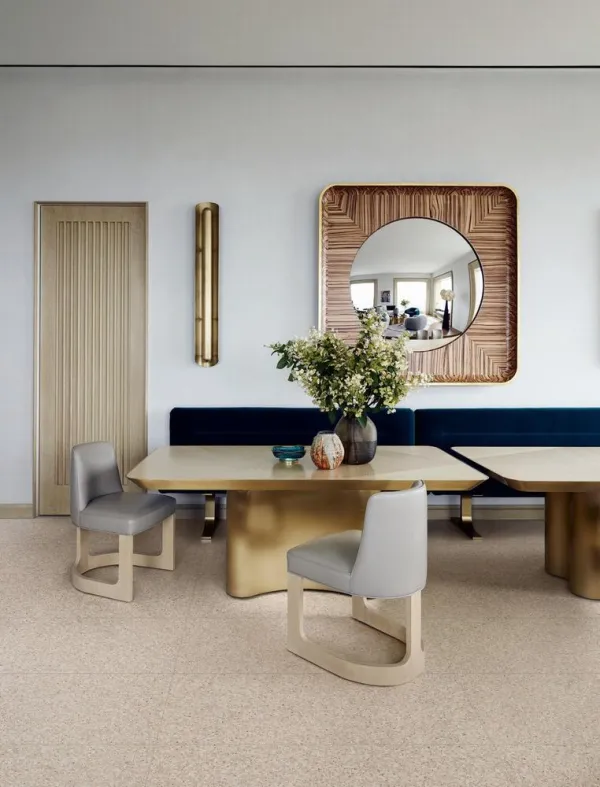 Espacio de la casa con azulejos efecto terrazo en tonos cálidos, colección Frammento de Marazzi