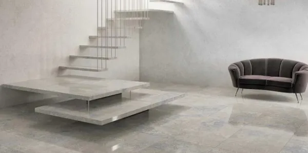 Espacio de la casa con azulejos efecto textil en tonos neutros, colección Emotion de Apavisa
