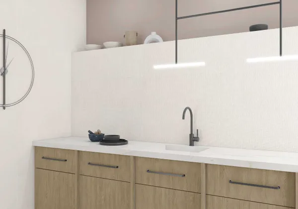 Cocina con azulejos efecto cemento, colección Lema de TAU ceràmica