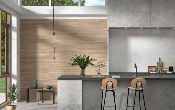 Cocina con azulejos efecto madera, colección Linnear de Colorker