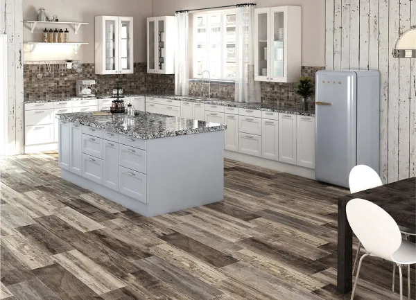 Cocina con azulejos efecto madera, colección Retro de Colorker