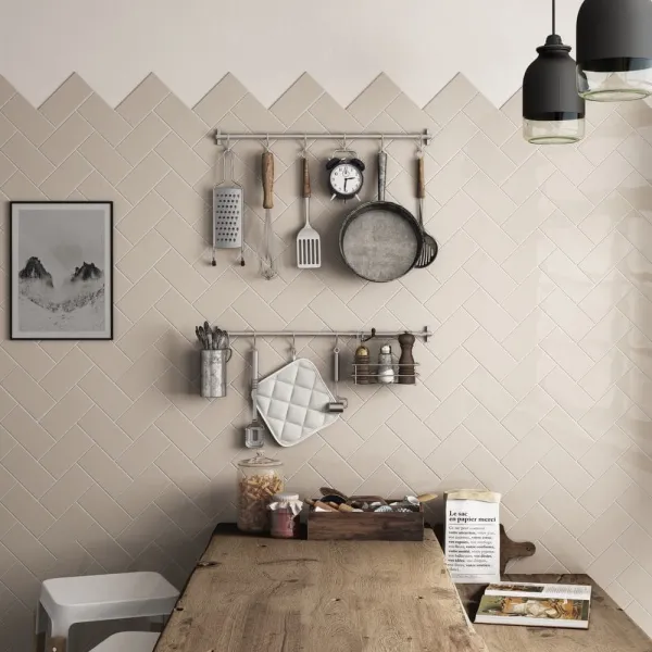 Cocina con azulejos efecto monocolor en tonos cálidos, colección Evolution de Equipe