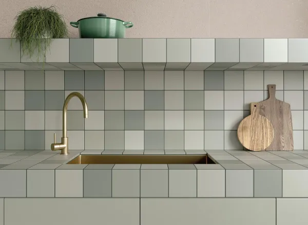 Cocina con azulejos efecto monocolor, colección Rubik de Harmony