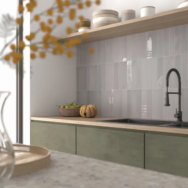 Cocina con azulejos efecto monocolor en tonos neutros, colección Wadi de Equipe