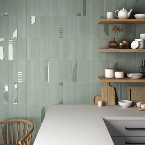 Cocina con azulejos efecto monocolor en tonos fríos, colección Wadi de Equipe