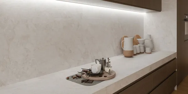 Cocina con azulejos efecto piedra en tonos cálidos, colección Taran de Metropol
