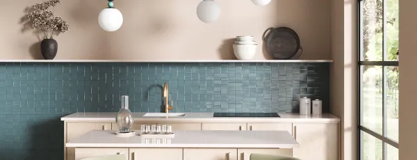 Cocina con azulejos efecto terrazo, colección Terrazo de Mayolica
