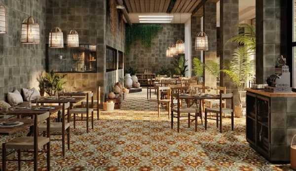 Comercio con azulejos efecto hidráulico en tonos cálidos, colección Fs barna de Peronda