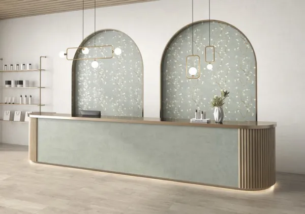 Comercio con azulejos efecto monocolor en tonos neutros, colección Enya de Colorker