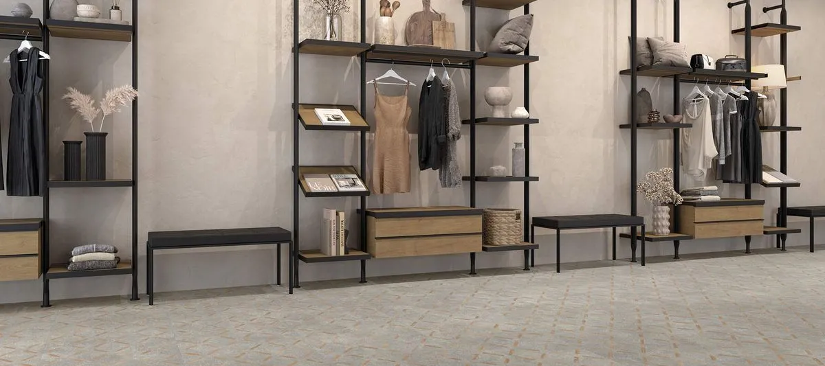 Comercio con azulejos efecto piedra, colección Muro de Apavisa