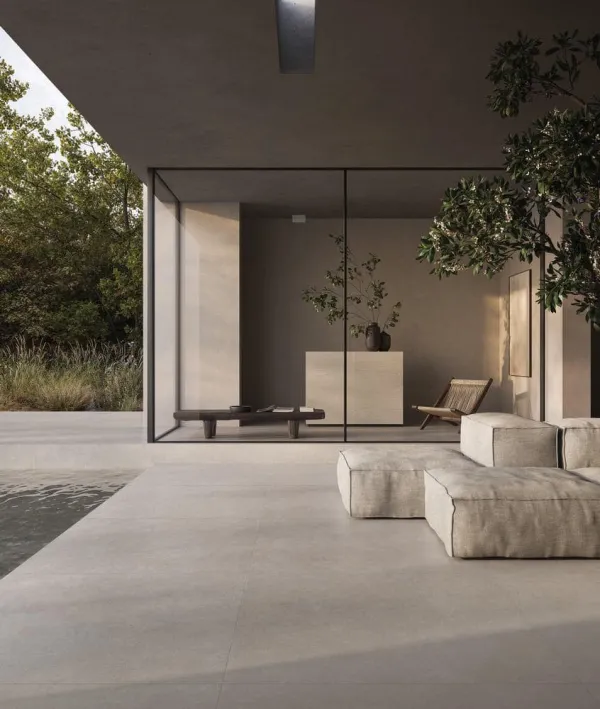Exterior con azulejos efecto cemento, colección Cement vibes de Ceramiche Piemme