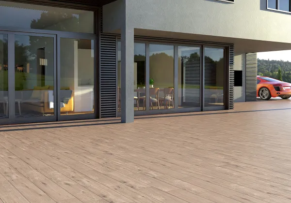 Exterior con azulejos efecto madera, colección Agnes de Ecoceramic