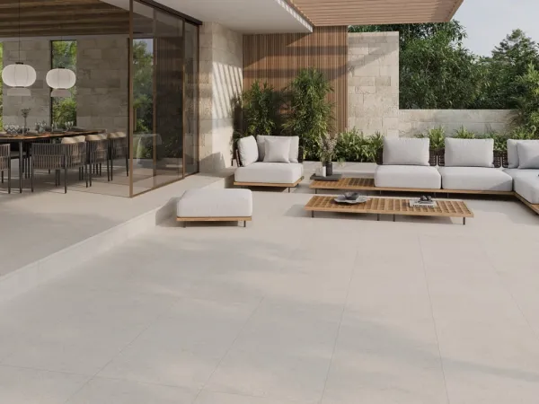 Exterior con azulejos efecto piedra, colección Madison de Fanal