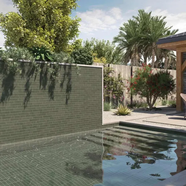 Piscina con azulejos efecto monocolor en tonos fríos, colección Stage de Equipe